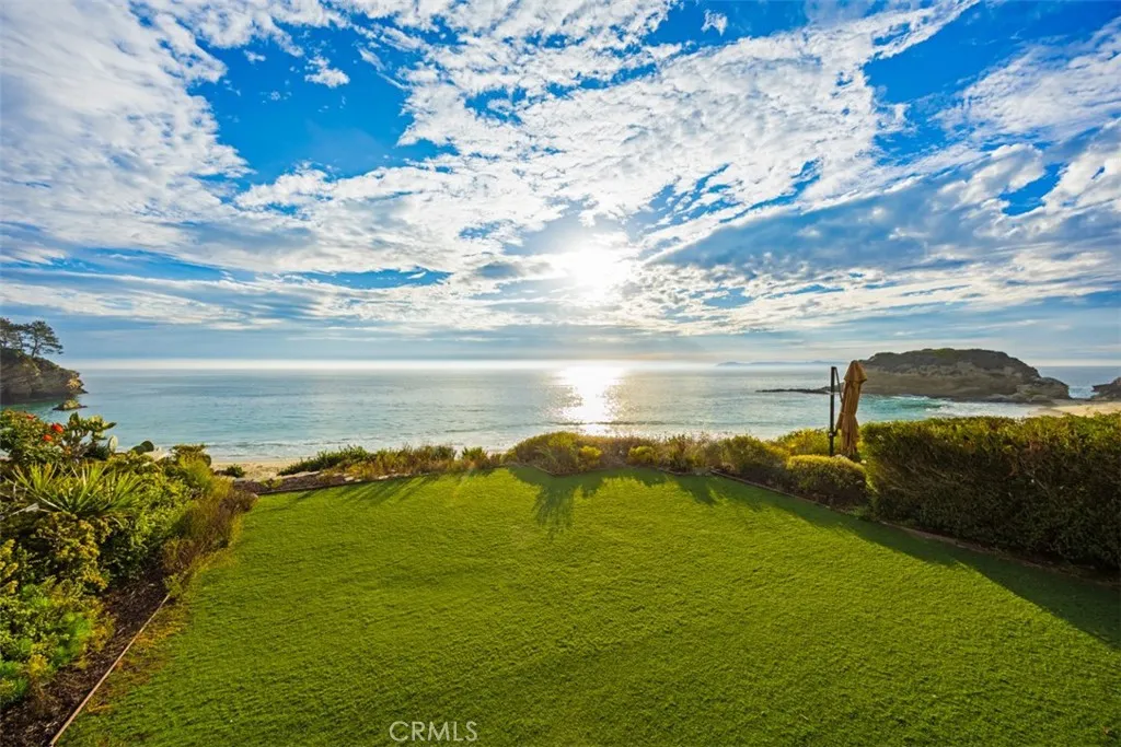 25 Bay, Laguna Beach, California 92651 home-pic-17