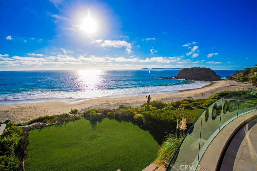 25 Bay, Laguna Beach, California 92651 home-pic-6