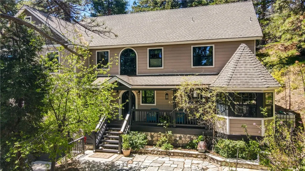 26316 Ca-189, Twin Peaks, California 92391 home-pic-57