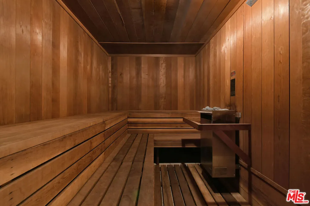 851 N Kings Road 310, West Hollywood, California 90069 home-pic-25