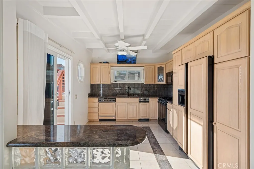 114 High Drive, Laguna Beach, California 92651 home-pic-4