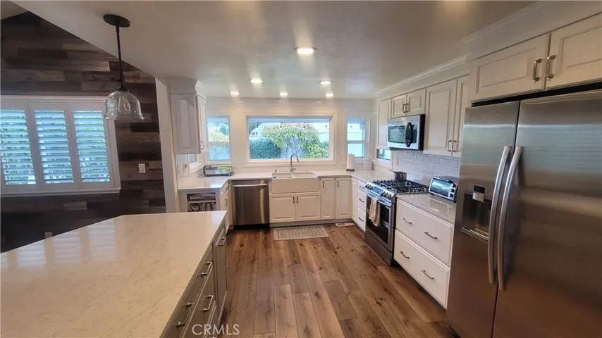 Fantastic Chef's Family Kitchen