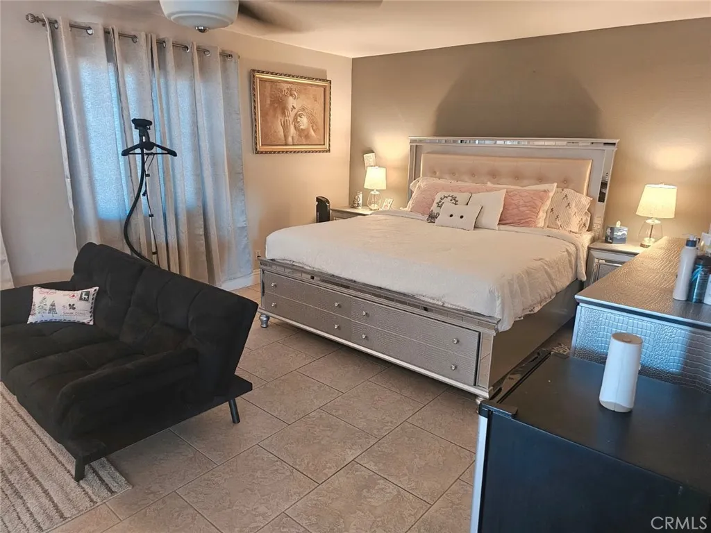 14630 Hondo, Victorville, California 92394 home-pic-24
