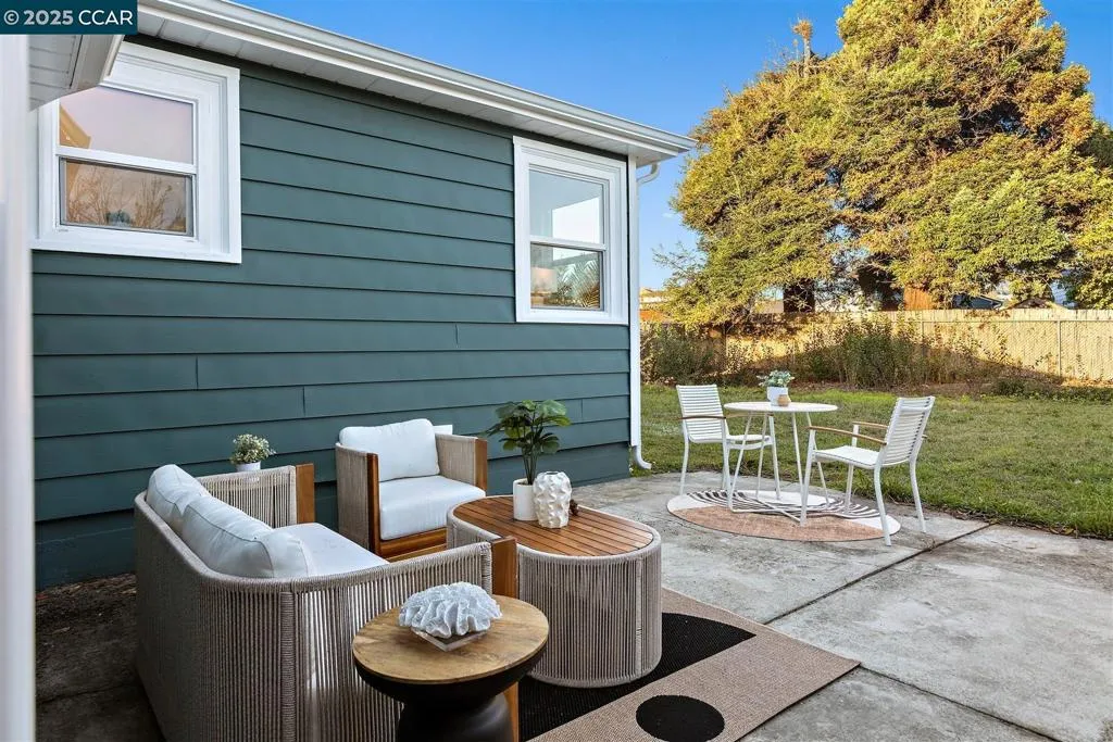 1406 Monterey St, Richmond, California 94804 home-pic-27