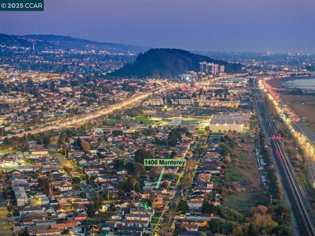 1406 Monterey St, Richmond, California 94804 home-pic-35