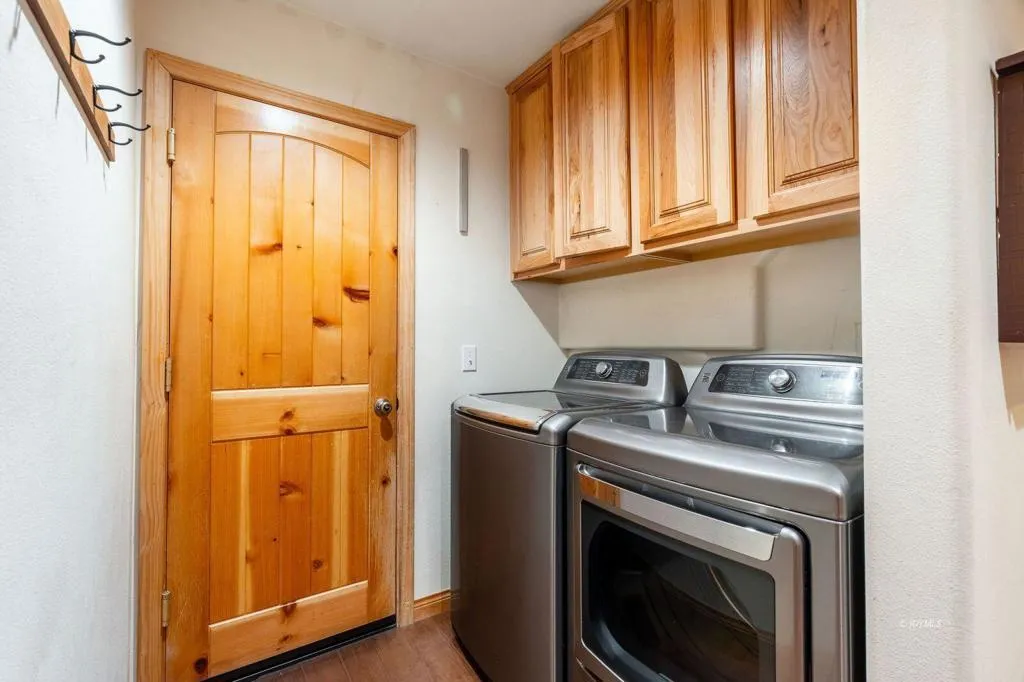 25262 Deer Path Road, Idyllwild, California 92549 home-pic-21