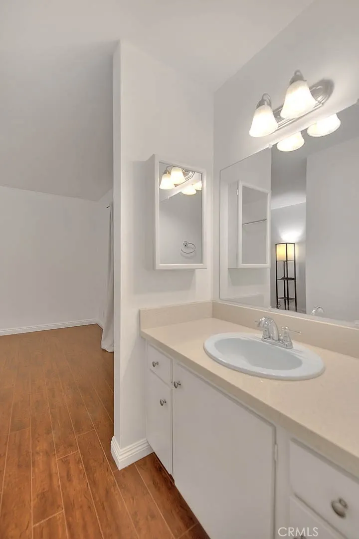 19937 Sheffield, Huntington Beach, California 92646 home-pic-23