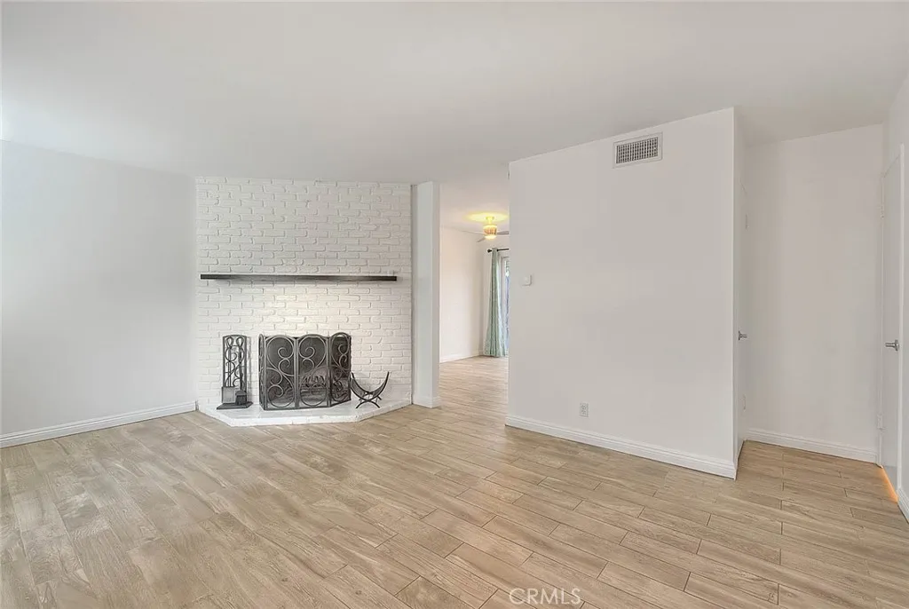 19937 Sheffield, Huntington Beach, California 92646 home-pic-3