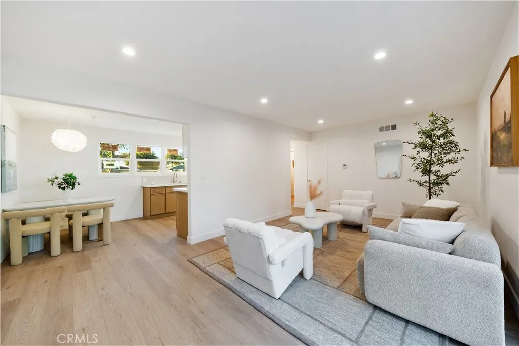 1120 Cardiff Court, Pomona, California 91767 home-pic-13