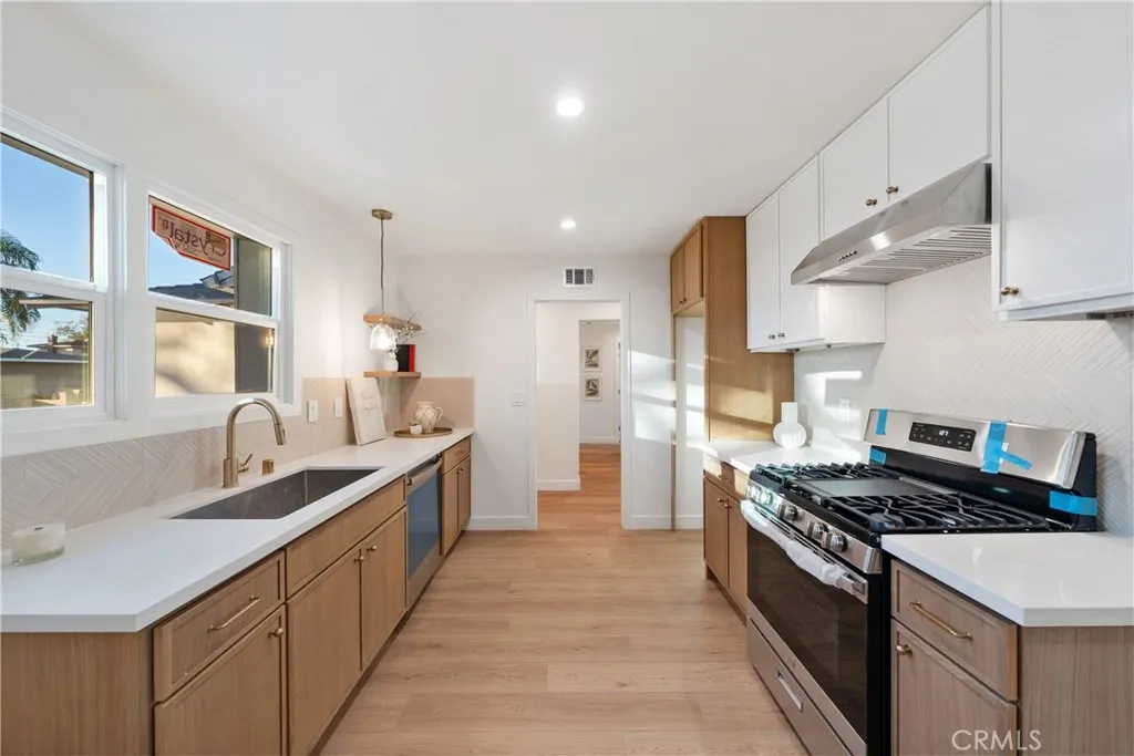1120 Cardiff Court, Pomona, California 91767 home-pic-7