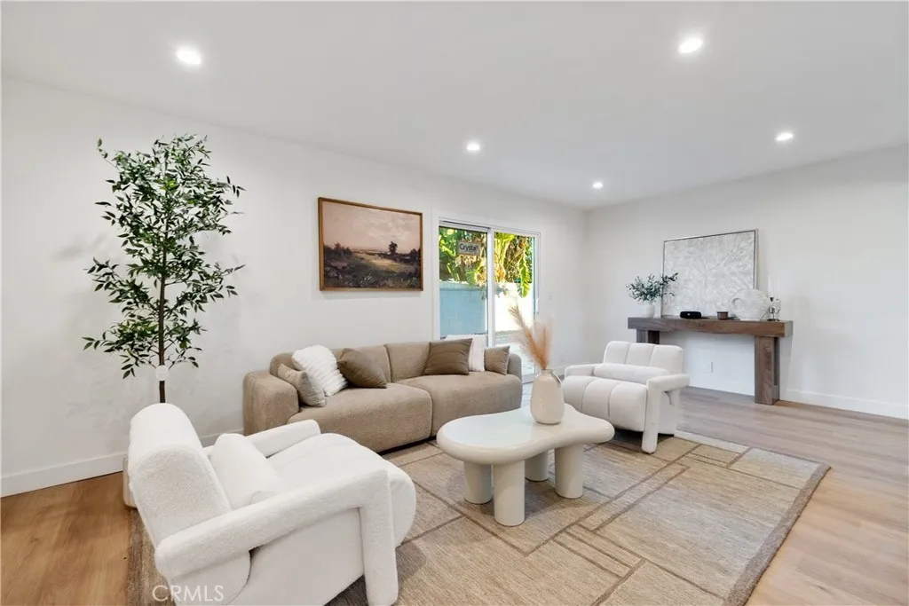 1120 Cardiff Court, Pomona, California 91767 home-pic-11