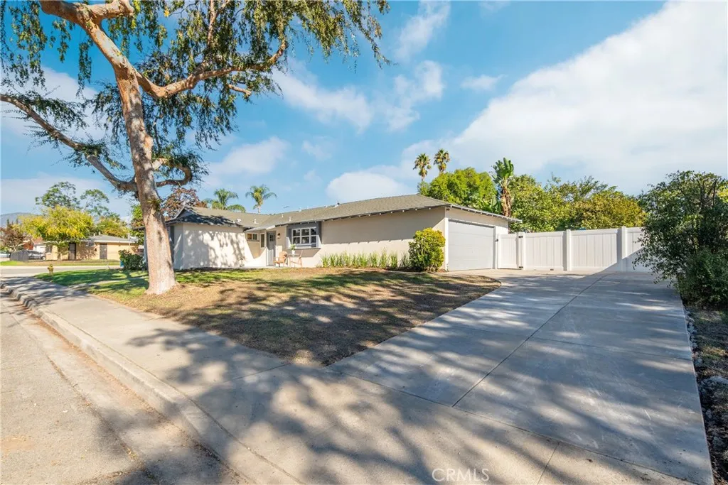1120 Cardiff Court, Pomona, California 91767 home-pic-5