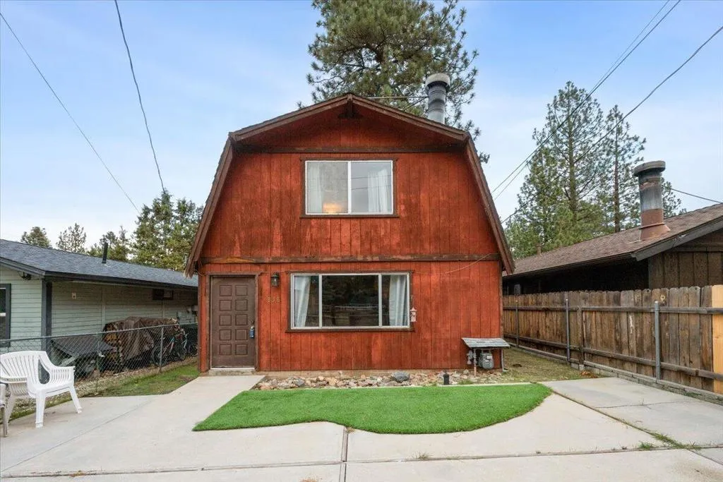 858 Norwood Lane, Big Bear, California 92314 home-pic-0