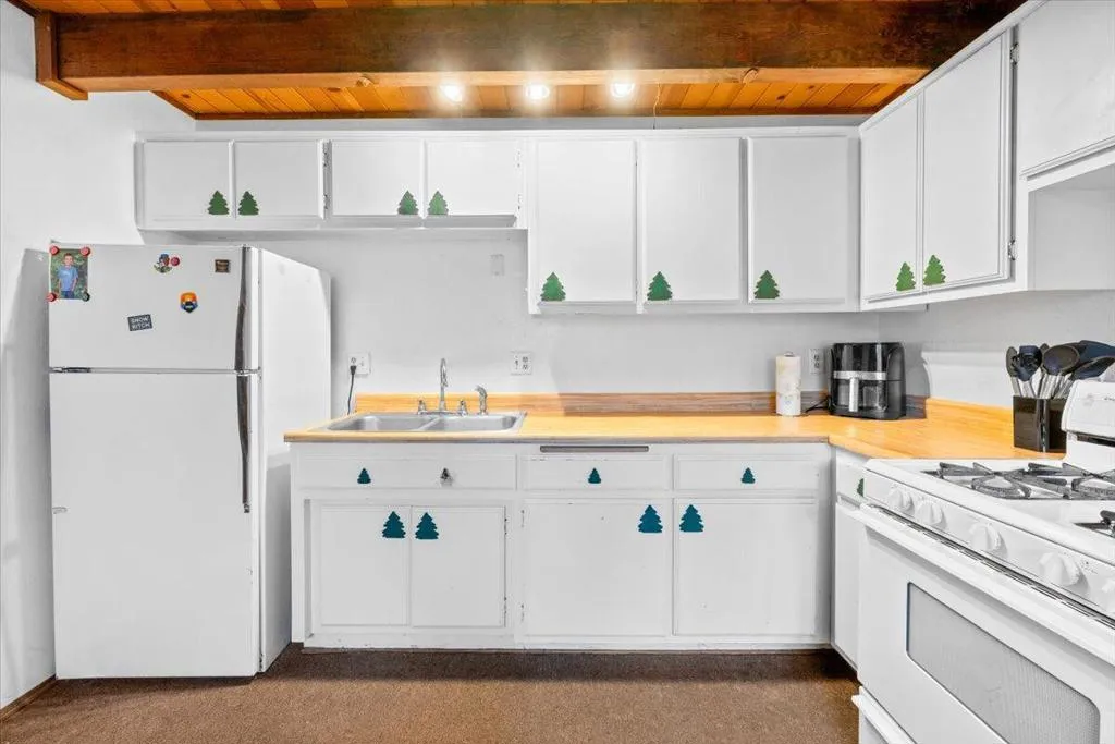 858 Norwood Lane, Big Bear, California 92314 home-pic-7