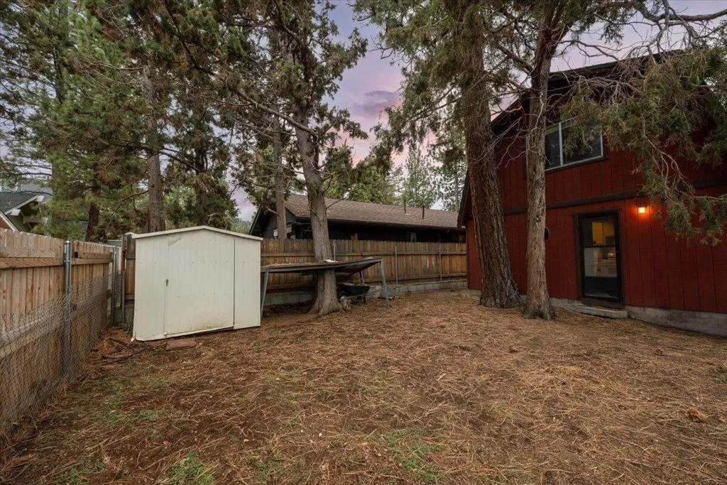 858 Norwood Lane, Big Bear, California 92314 home-pic-17