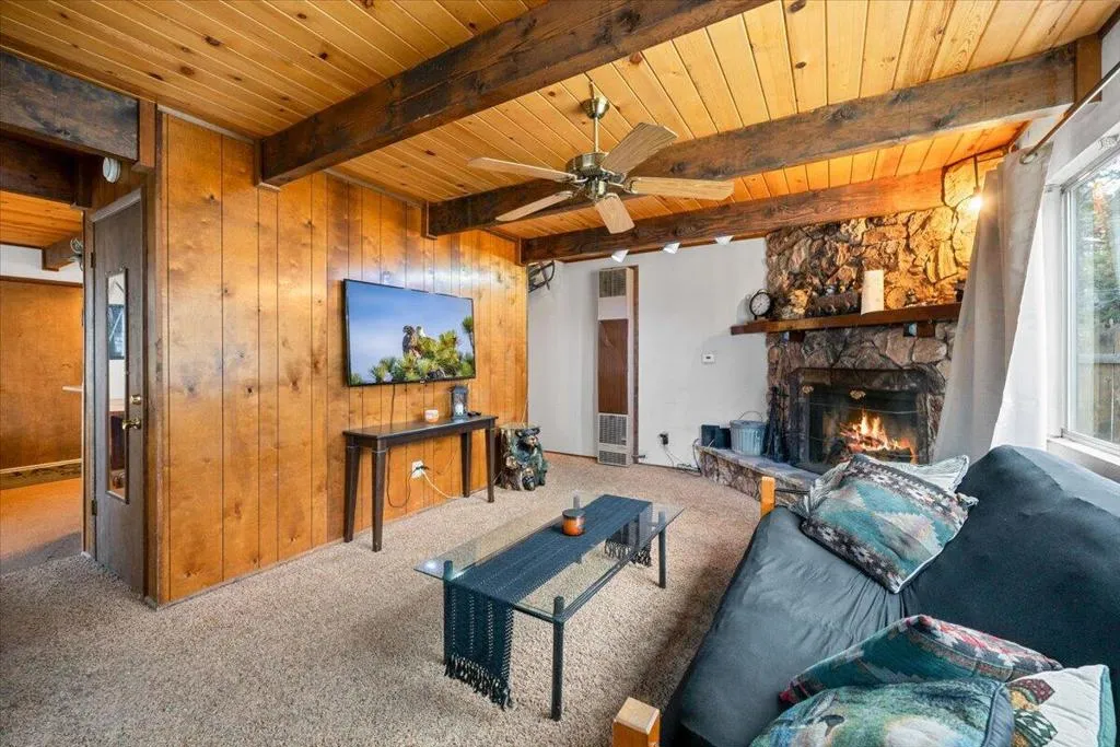 858 Norwood Lane, Big Bear, California 92314 home-pic-2