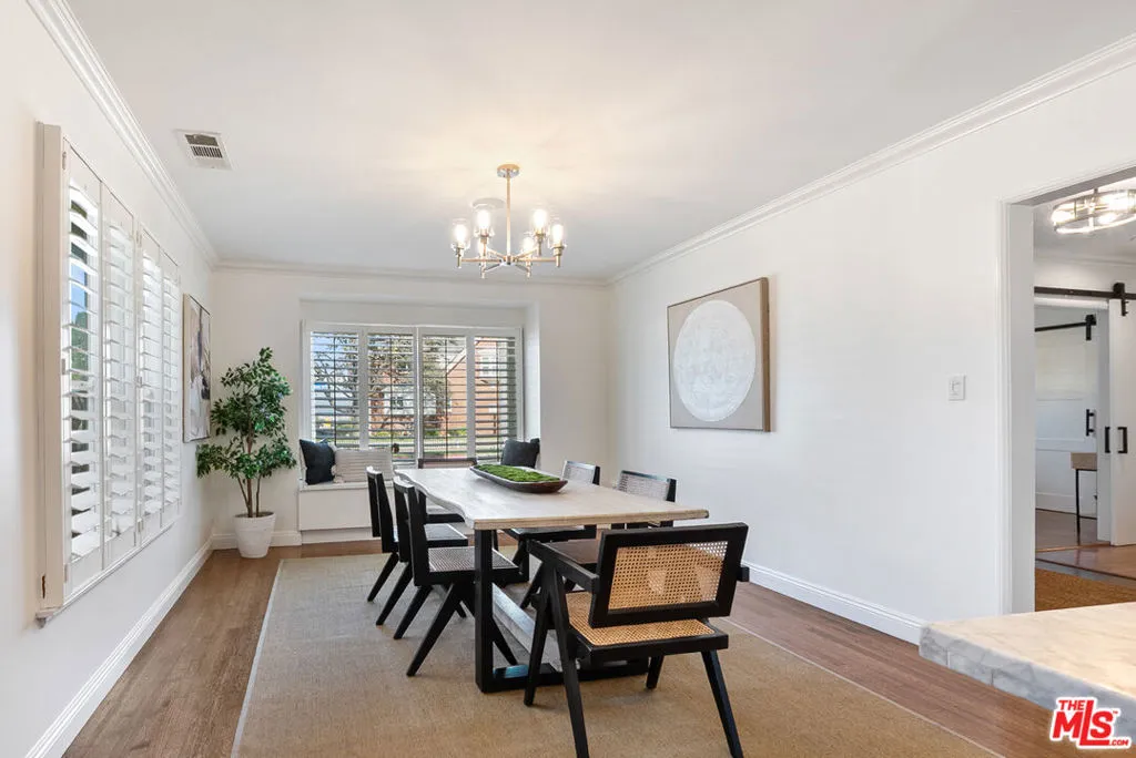 4180 Mount Vernon Drive, View Park, California 90008 home-pic-12