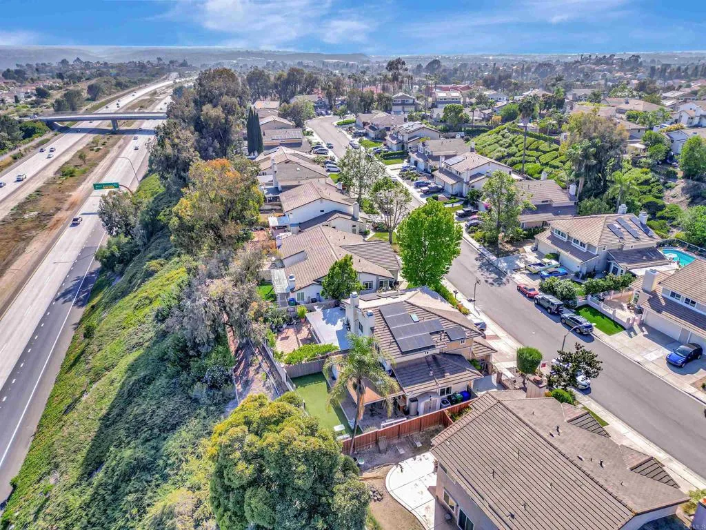 9525 High Park Lane, Rancho Penasquitos, California 92129 home-pic-37