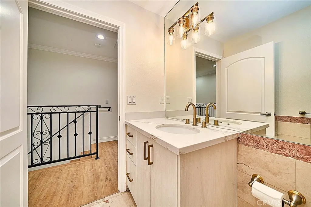 10357 Commerce Avenue 7, Tujunga, California 91042 home-pic-28