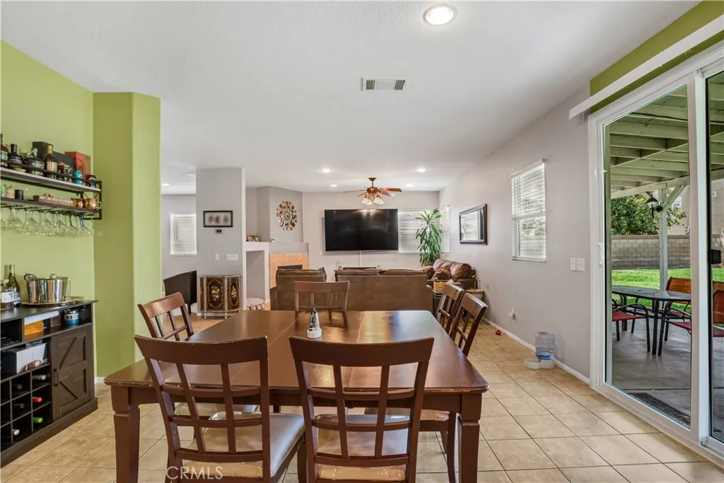 43643 Byron Drive, Lancaster, California 93535 home-pic-6