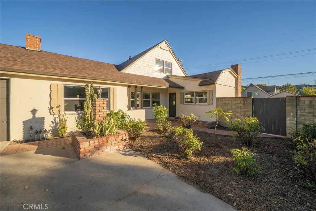 838 E Ada Avenue, Glendora, California 91741 home-pic-3