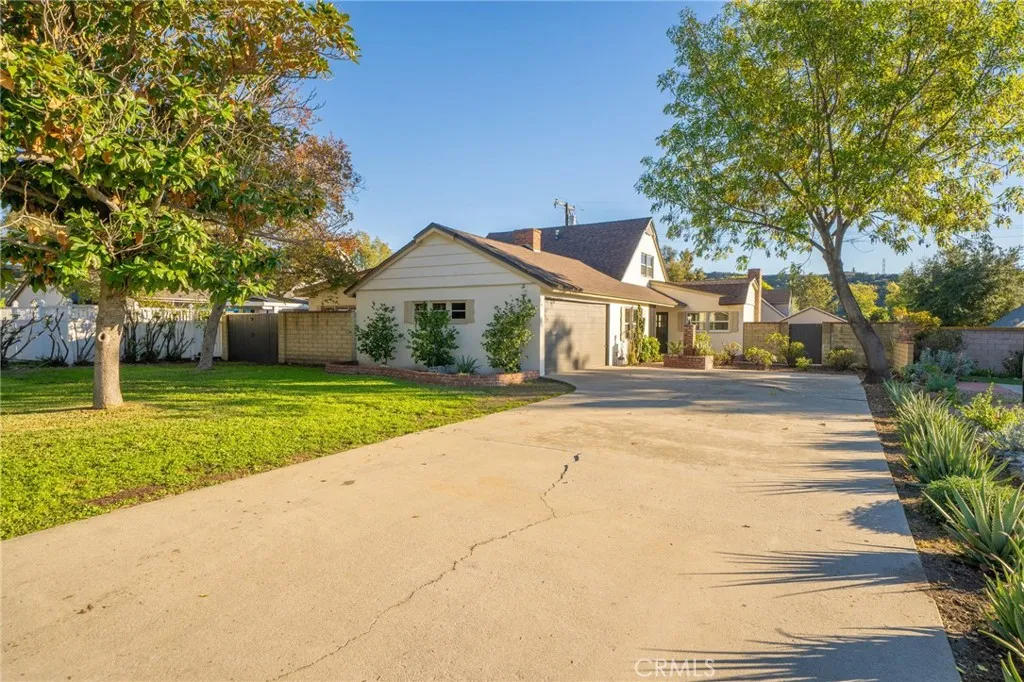 838 E Ada Avenue, Glendora, California 91741 home-pic-1