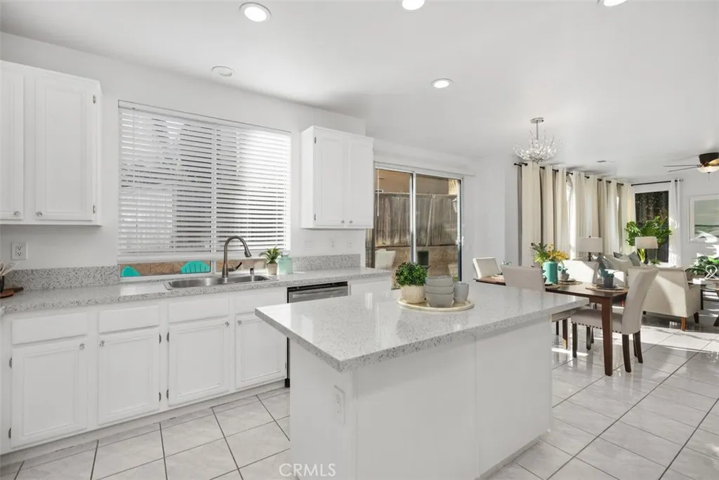 2 Oak Ridge, Aliso Viejo, California 92656 home-pic-11