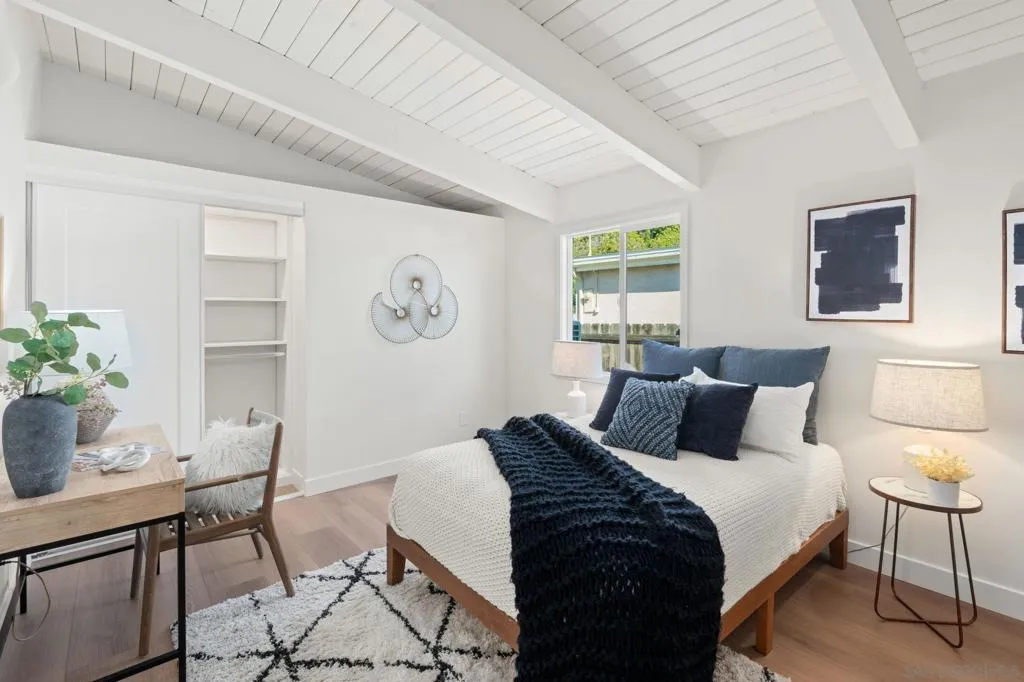2561 Loring St, San Diego, California 92109 home-pic-32