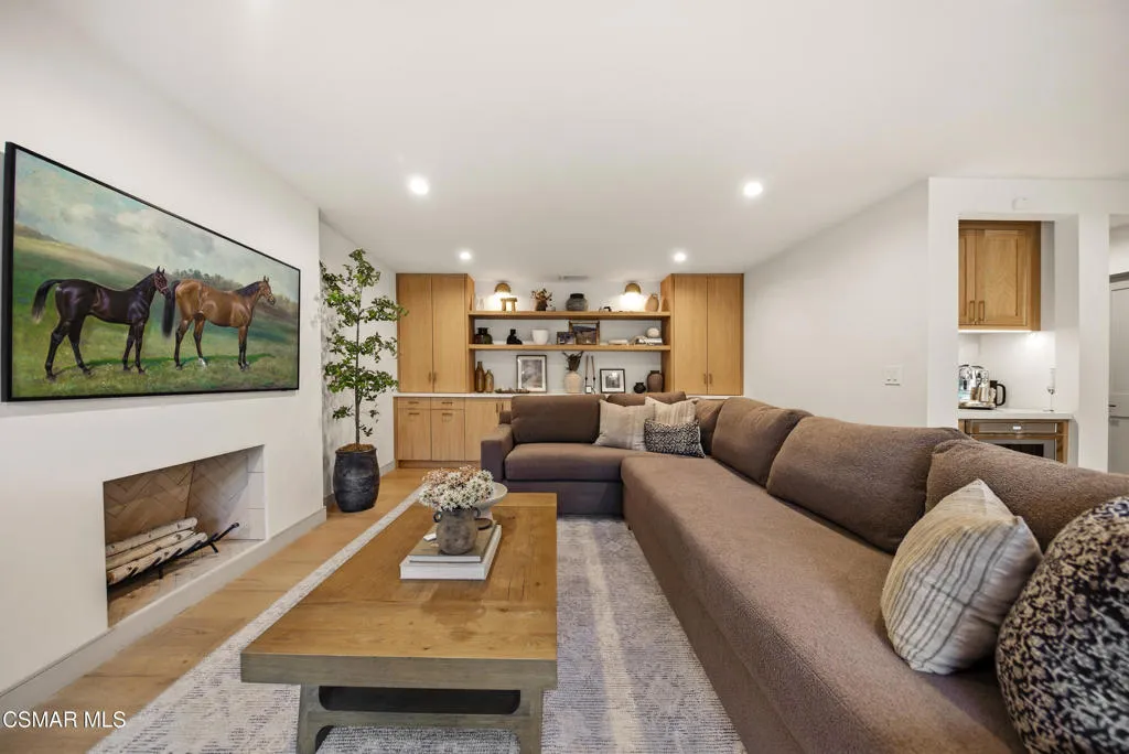 5306 Cangas Drive, Calabasas, California 91301 home-pic-32