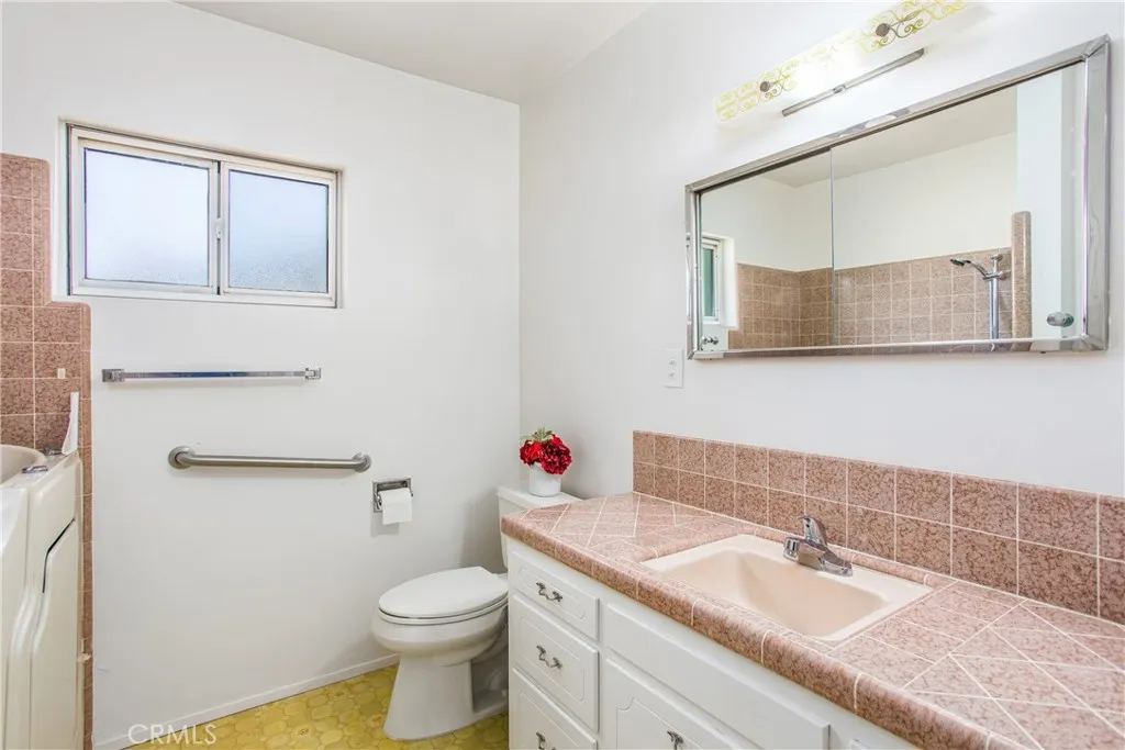 35550 Bella Vista, Yucaipa, California 92399 home-pic-18