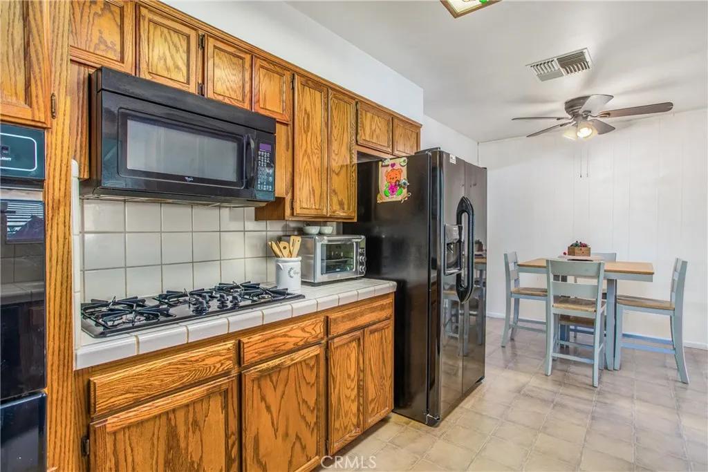35550 Bella Vista, Yucaipa, California 92399 home-pic-9