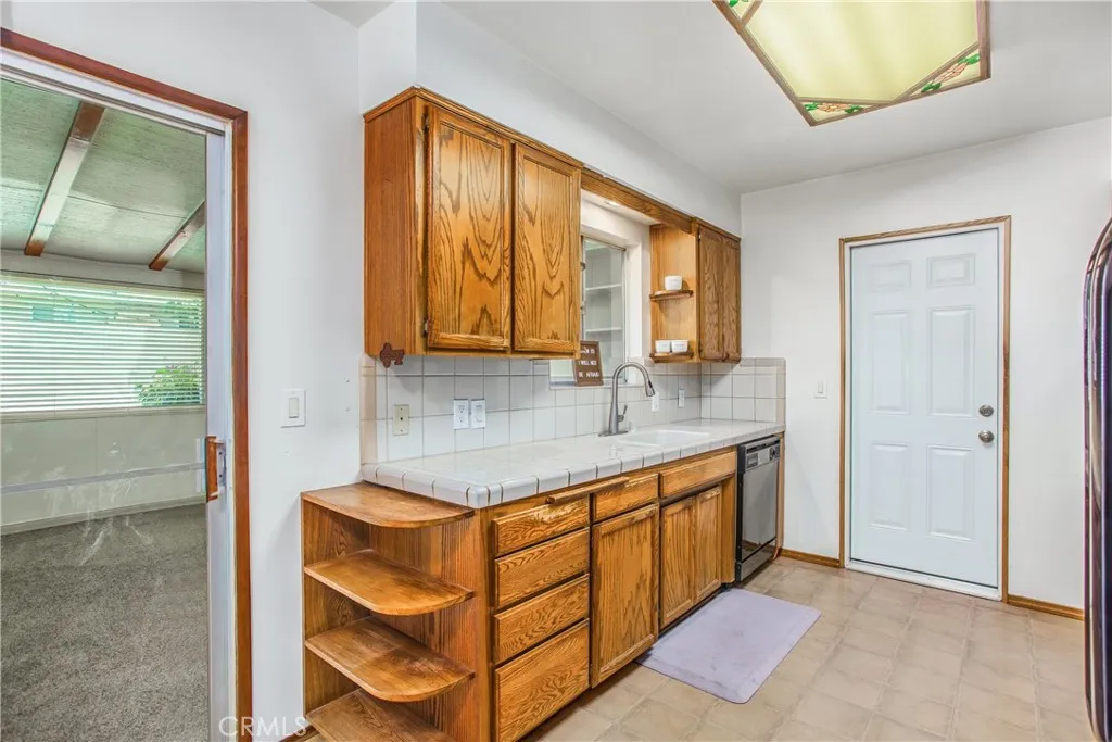 35550 Bella Vista, Yucaipa, California 92399 home-pic-10