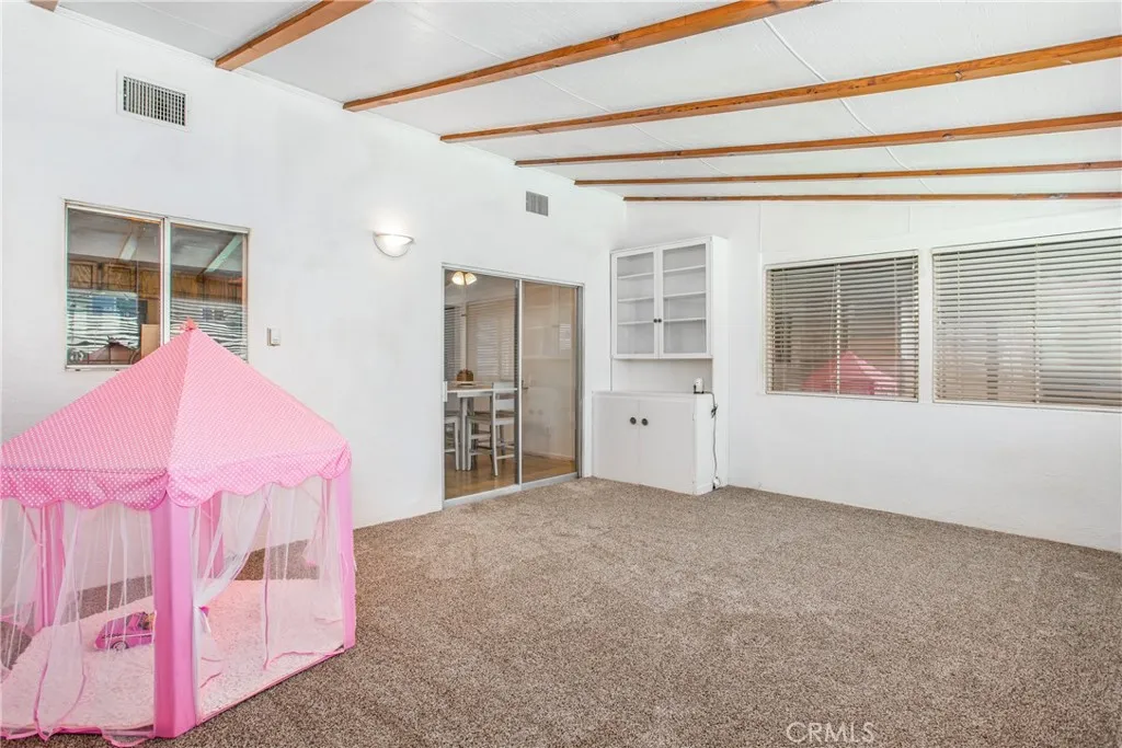 35550 Bella Vista, Yucaipa, California 92399 home-pic-16