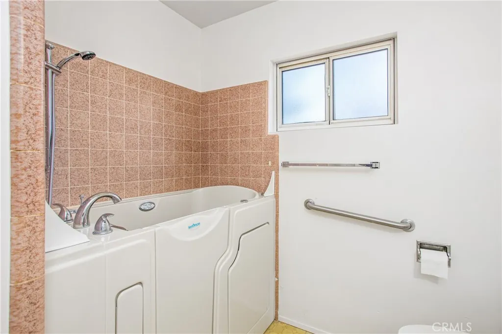 35550 Bella Vista, Yucaipa, California 92399 home-pic-19