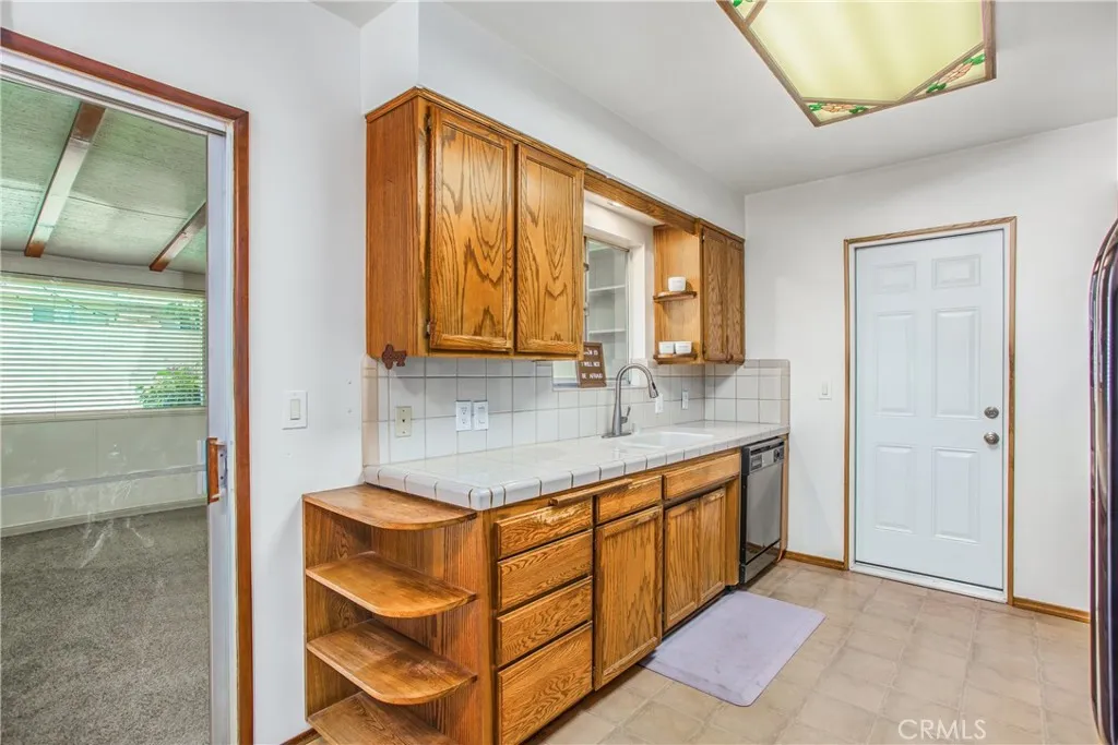 35550 Bella Vista, Yucaipa, California 92399 home-pic-11