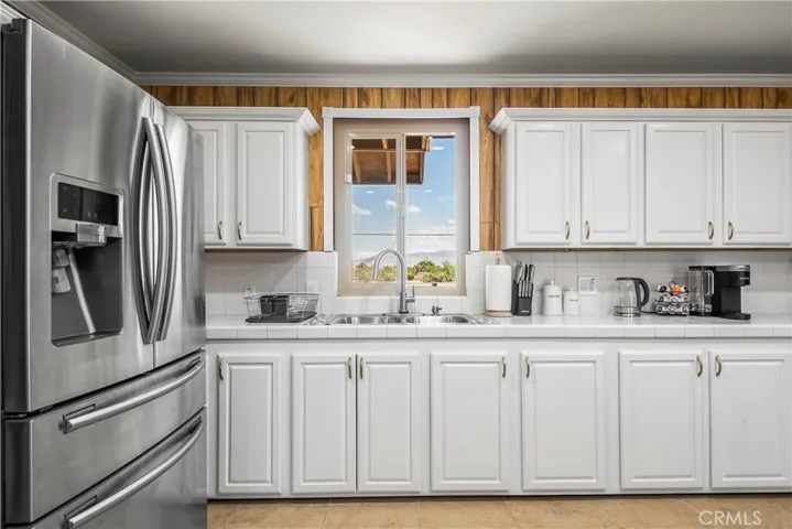 Kitchen appliances - First floor