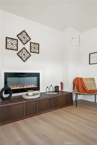 Bedroom 6/Family room - Third floor