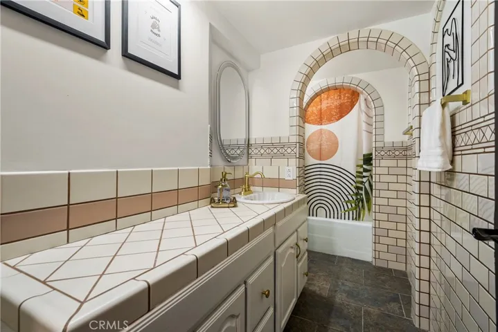 Bathroom 2 - First floor