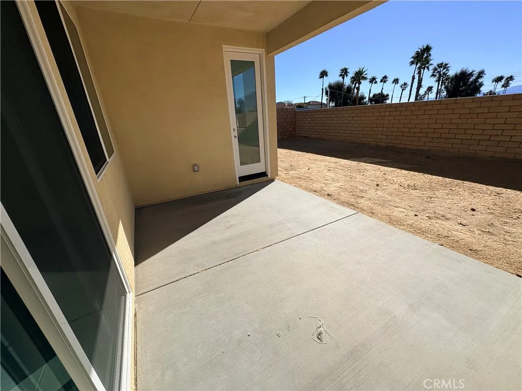 65151 Avenida De Nuves, Desert Hot Springs, California 92240 home-pic-14