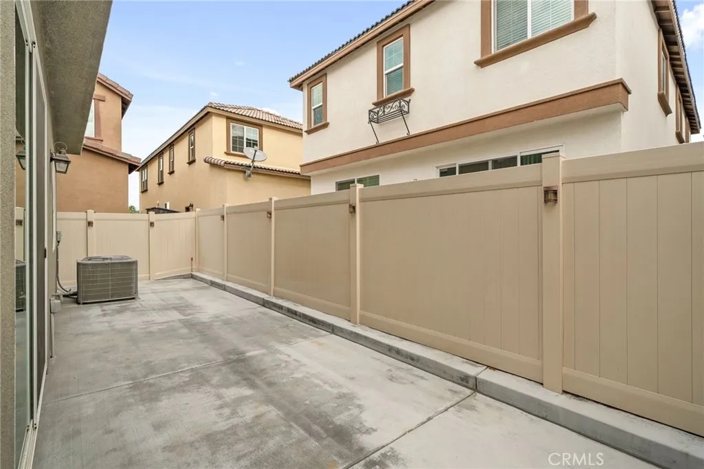4254 Azure Court, Riverside, California 92505 home-pic-28
