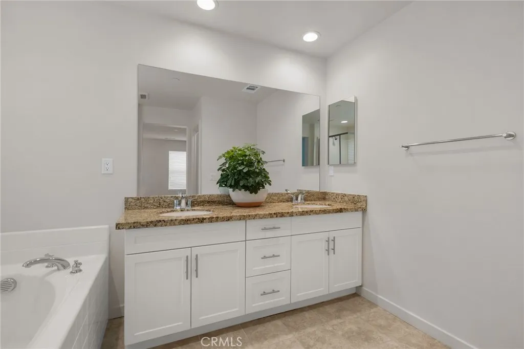 4254 Azure Court, Riverside, California 92505 home-pic-26