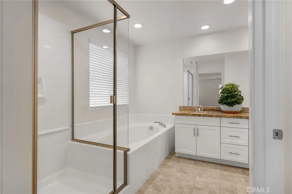 4254 Azure Court, Riverside, California 92505 home-pic-25