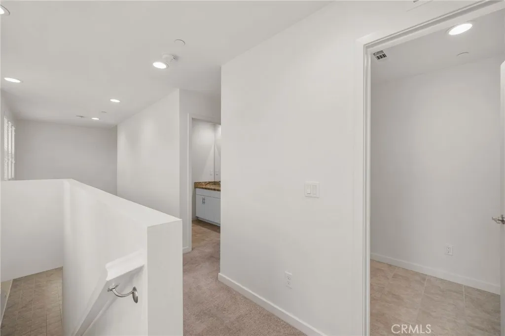 4254 Azure Court, Riverside, California 92505 home-pic-14