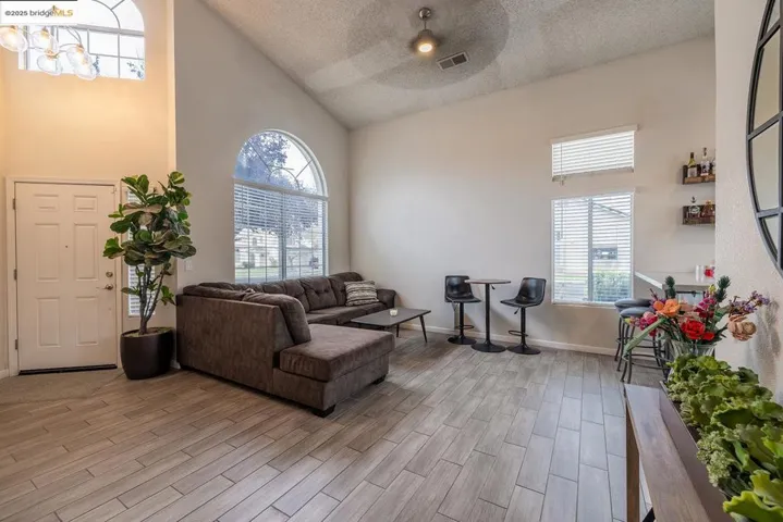 5101 Rodeo Court, Antioch, California 94531-8128