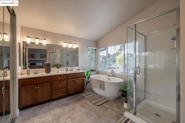 5101 Rodeo Court, Antioch, California 94531-8128