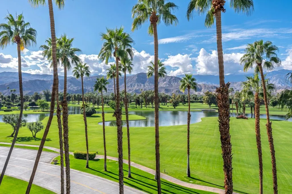 910 Island Drive 505, Rancho Mirage, California 92270 home-pic-10