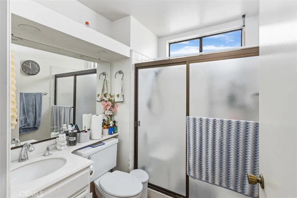23574 Villena, Mission Viejo, California 92692 home-pic-7