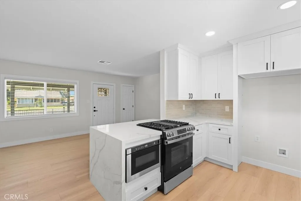 8981 Cypress, Fontana, California 92335 home-pic-9