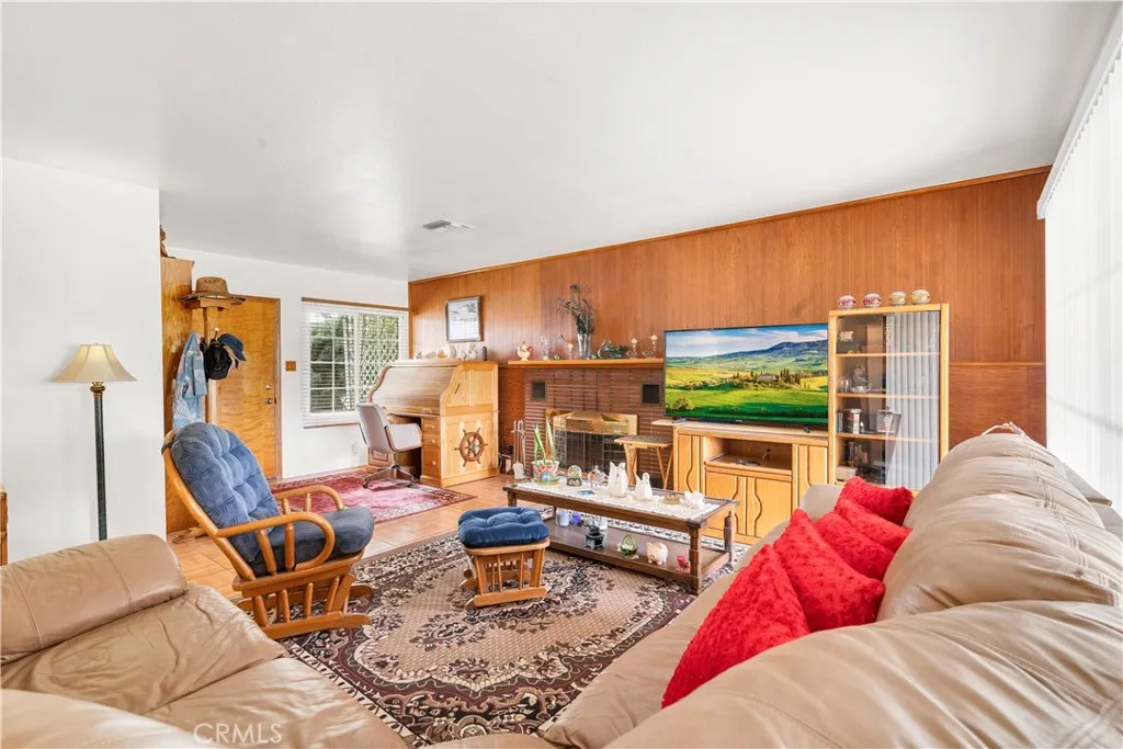 25960 Columbia, Hemet, California 92544 home-pic-6