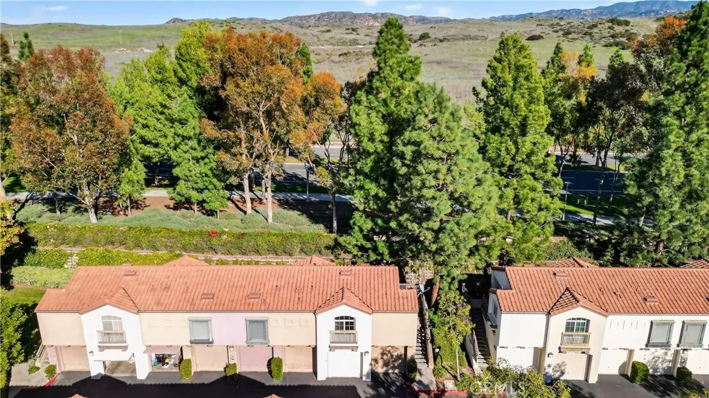 103 S Cross Creek, Orange, California 92869 home-pic-26
